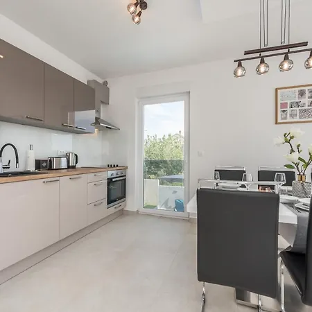 Palmarosa Βίλα *